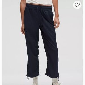 Lululemon Dance Studio Relaxed-Fit Mid-Rise Cropped Pant NWT size S true navy